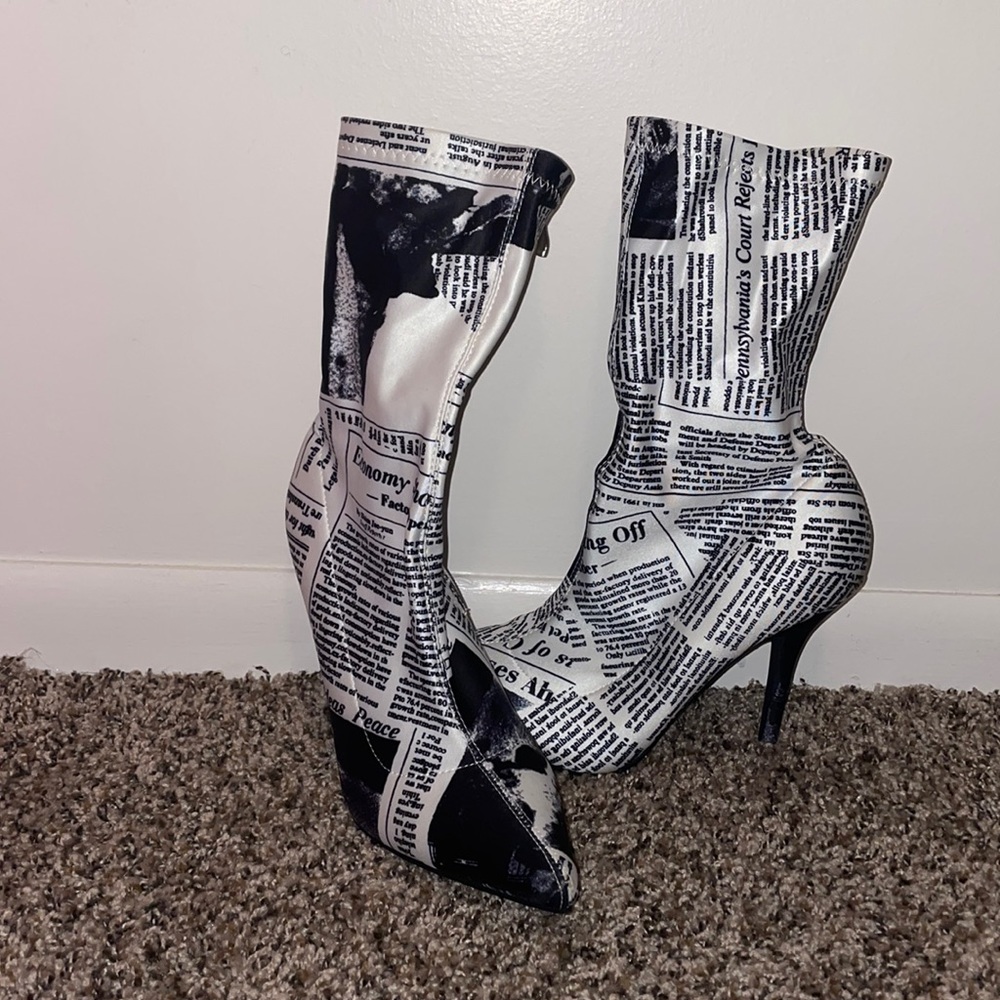 White and black print azalea wang fitted bootie heals